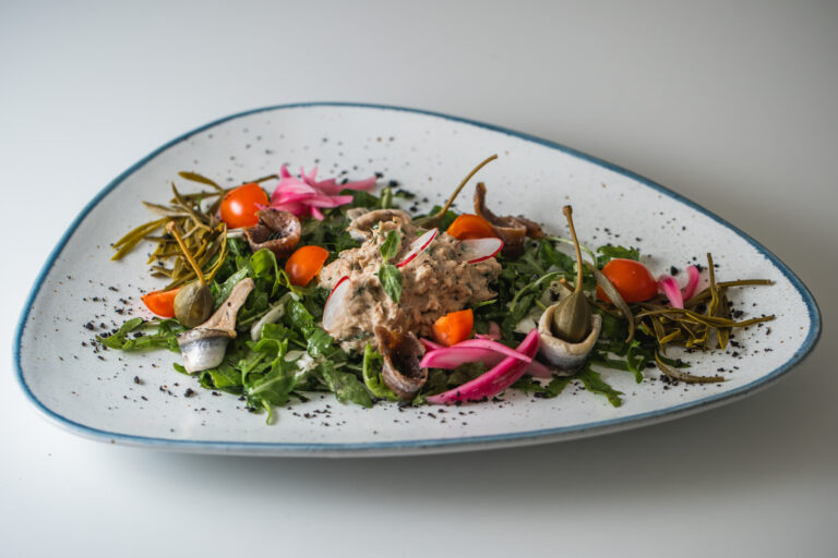Fish platter with decor
